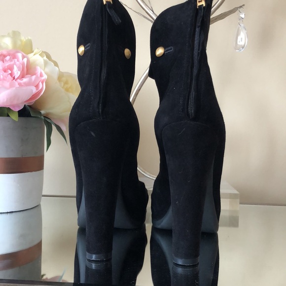 FENDI Runway Décolleté Rubber toe cap Black SUEDE Heels - Picture 7 of 13